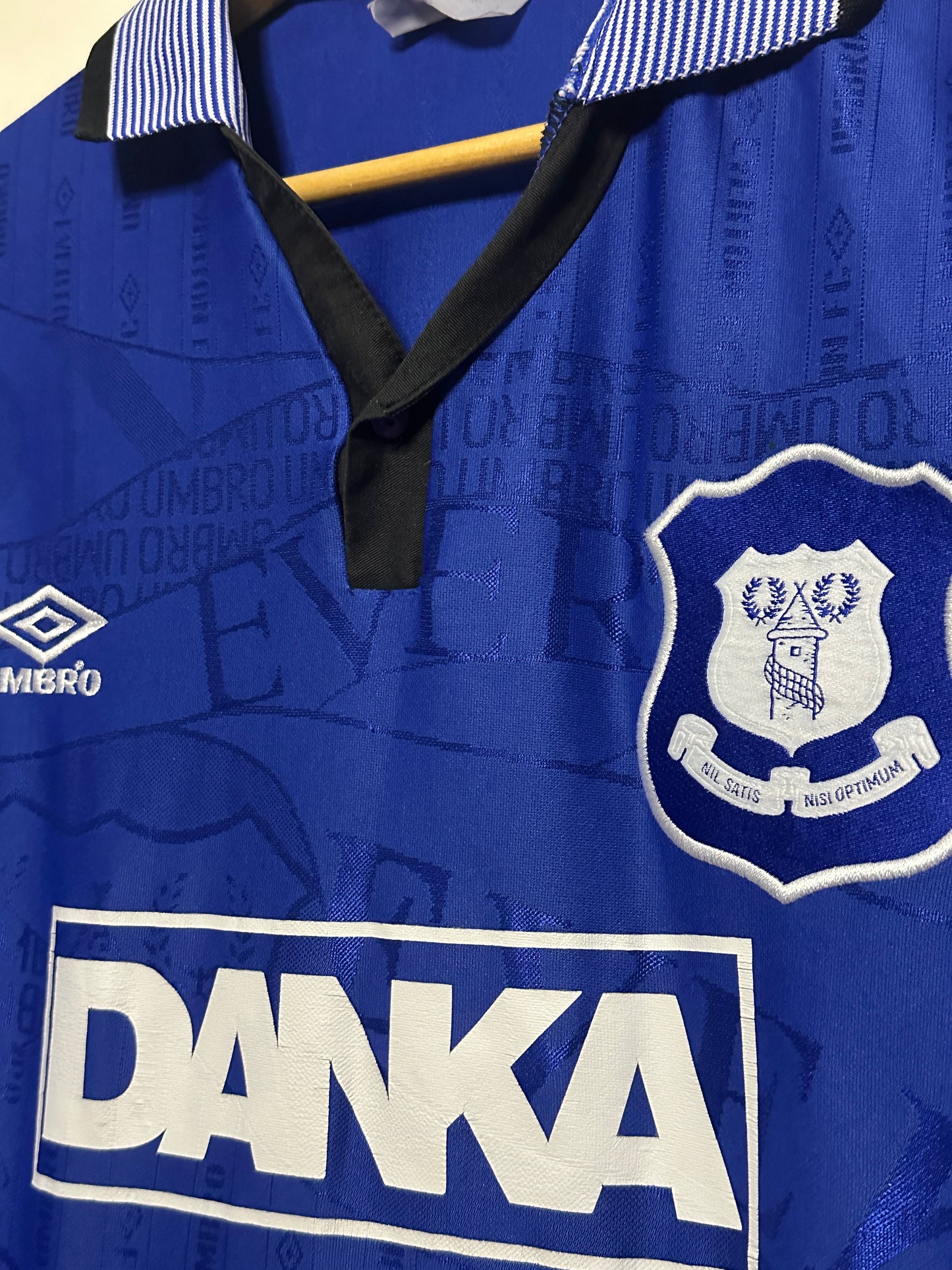 Everton FC 1995-96 home football shirt (XL)