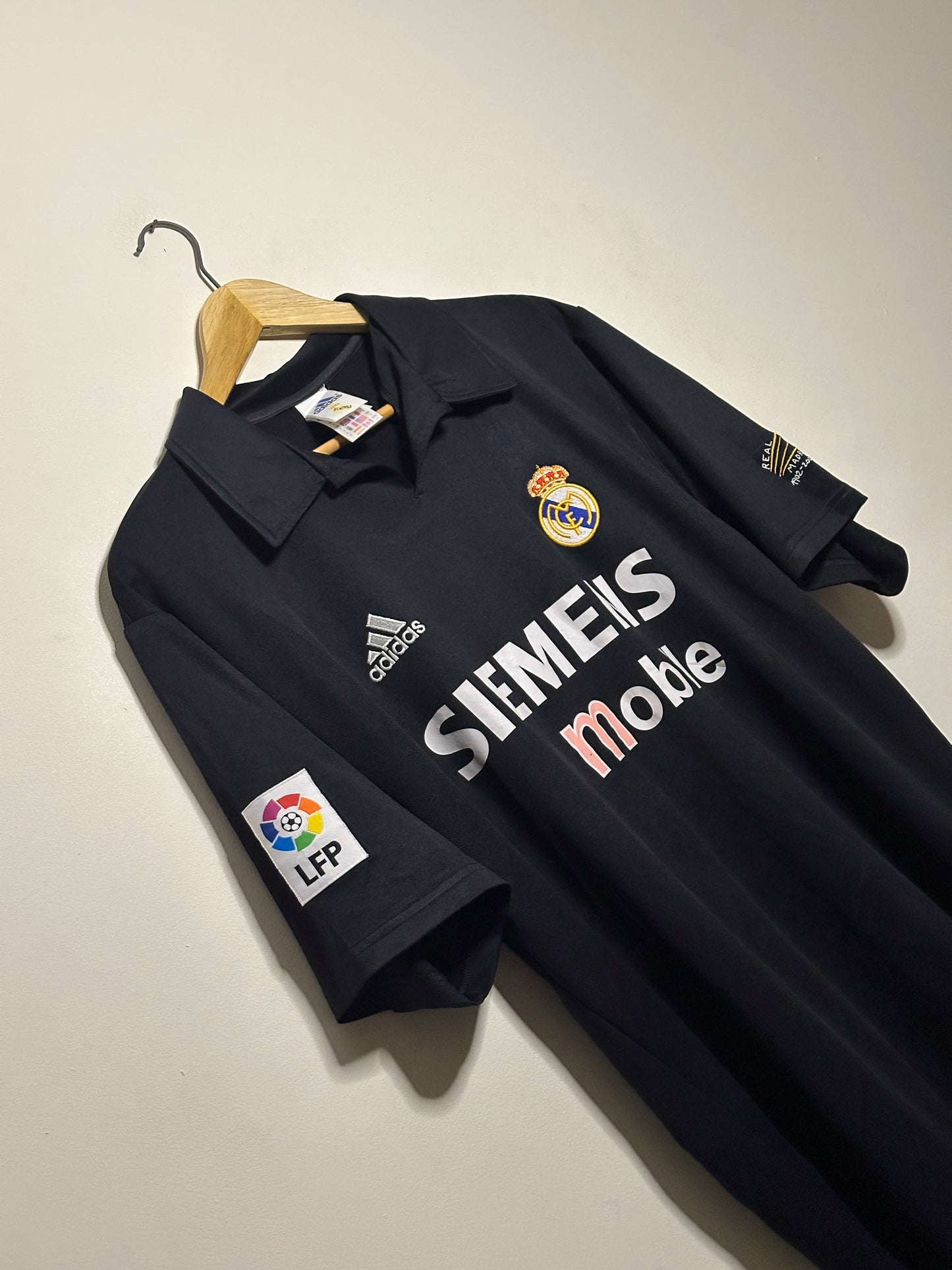 Ronaldo Real Madrid CF 2002-03 away football shirt (L)