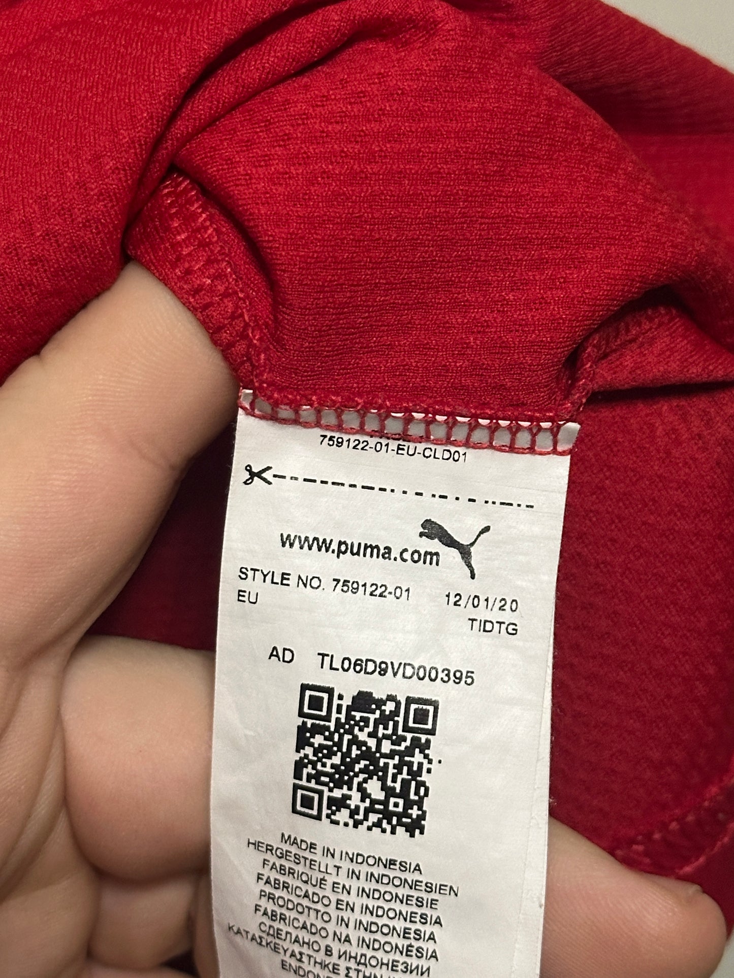 Zlatan Ibrahimovic AC Milan 2021-22 home football shirt (L)