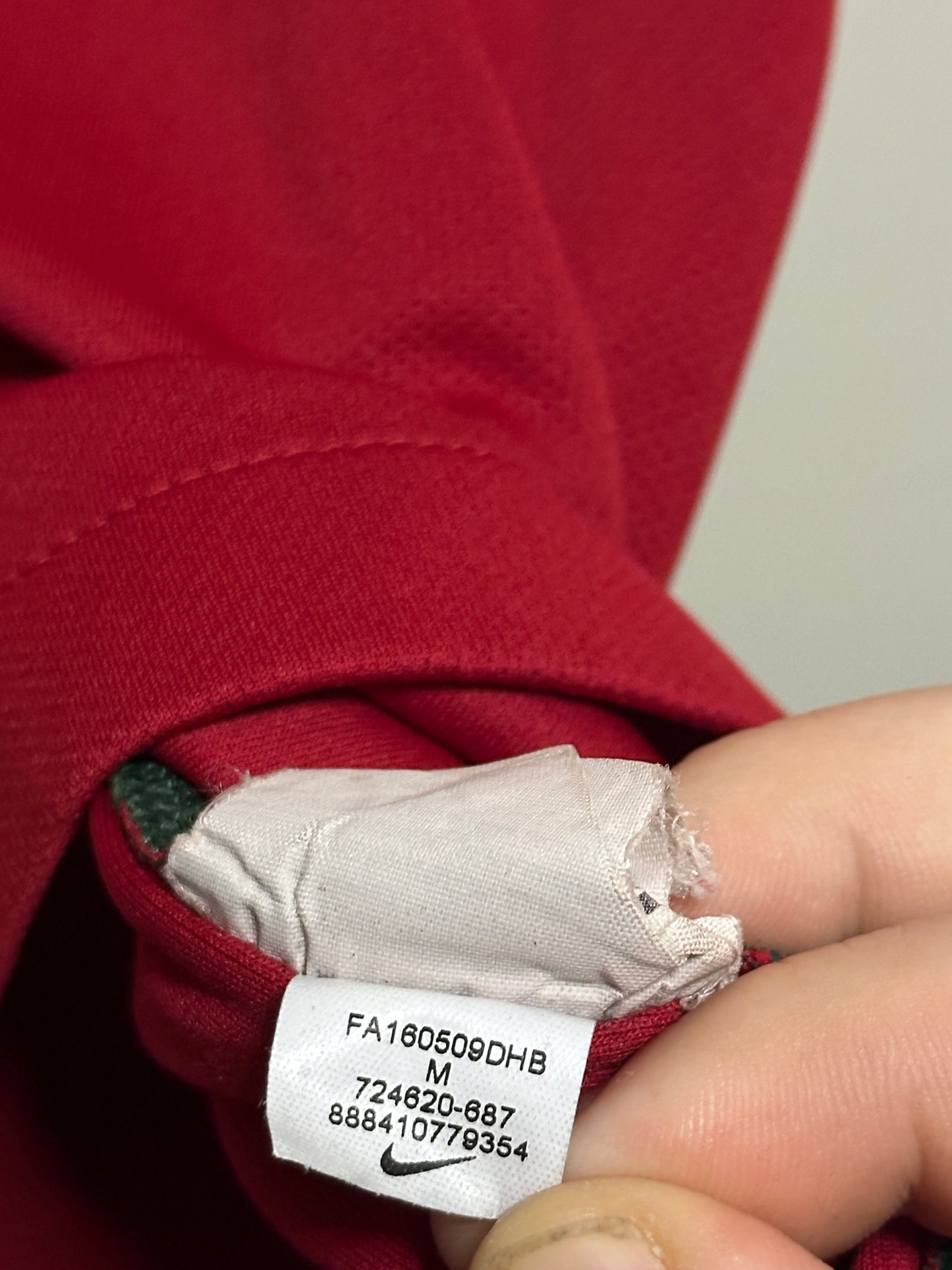 Cristiano Ronaldo Portugal 2016 home football shirt (M)