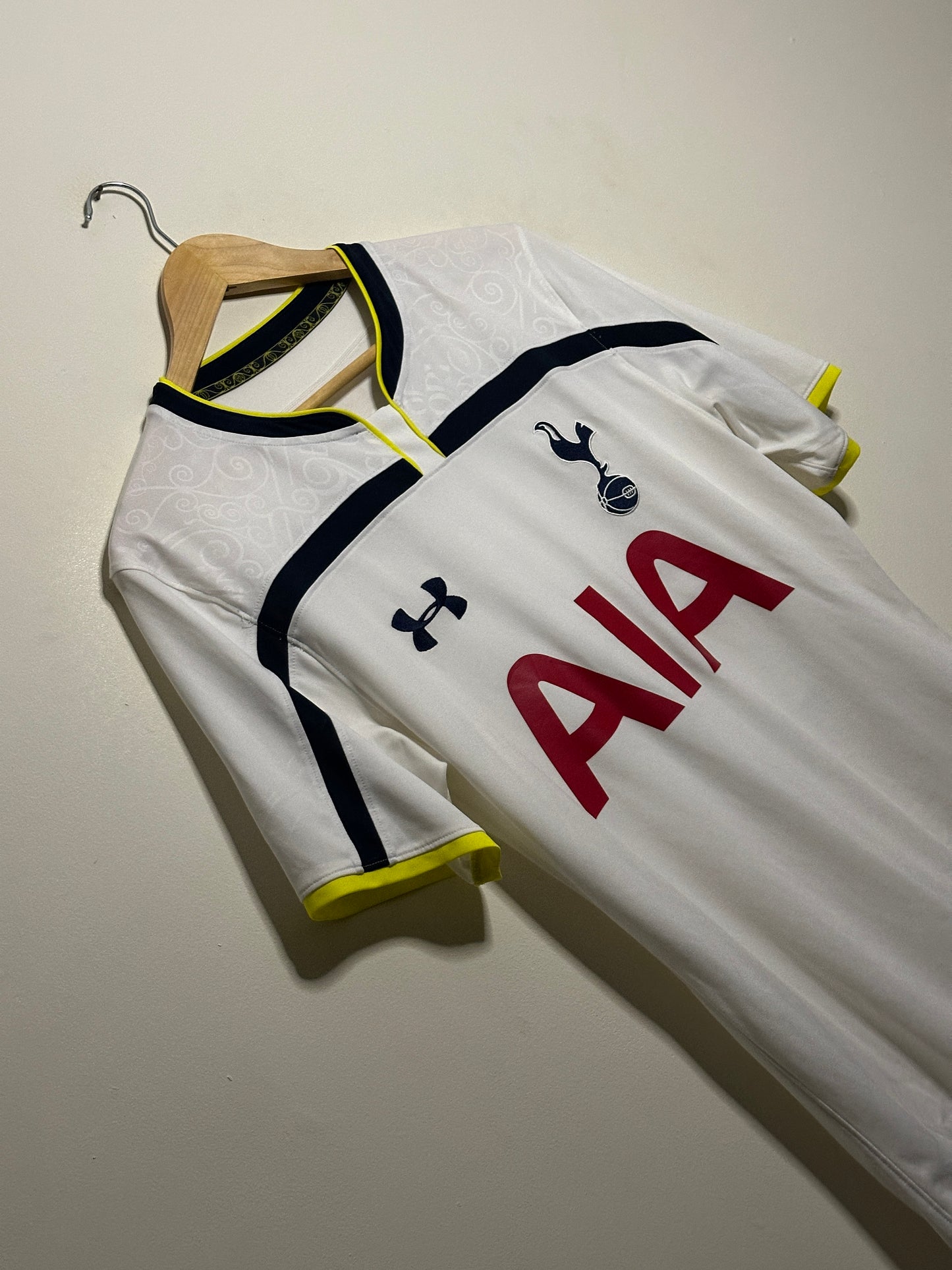 Harry Kane Tottenham Hotspur 2014-15 home football shirt (M)