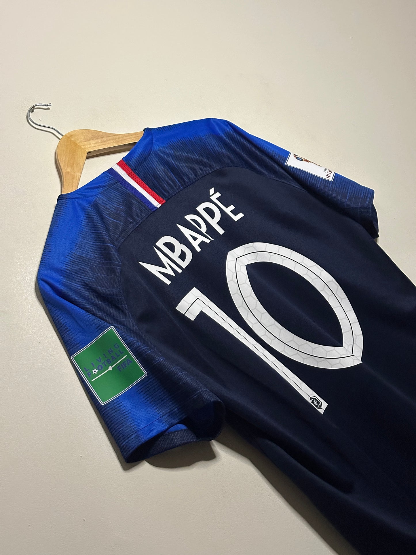 Kylian Mbappe France 2018 World Cup final edition home football shirt (L)