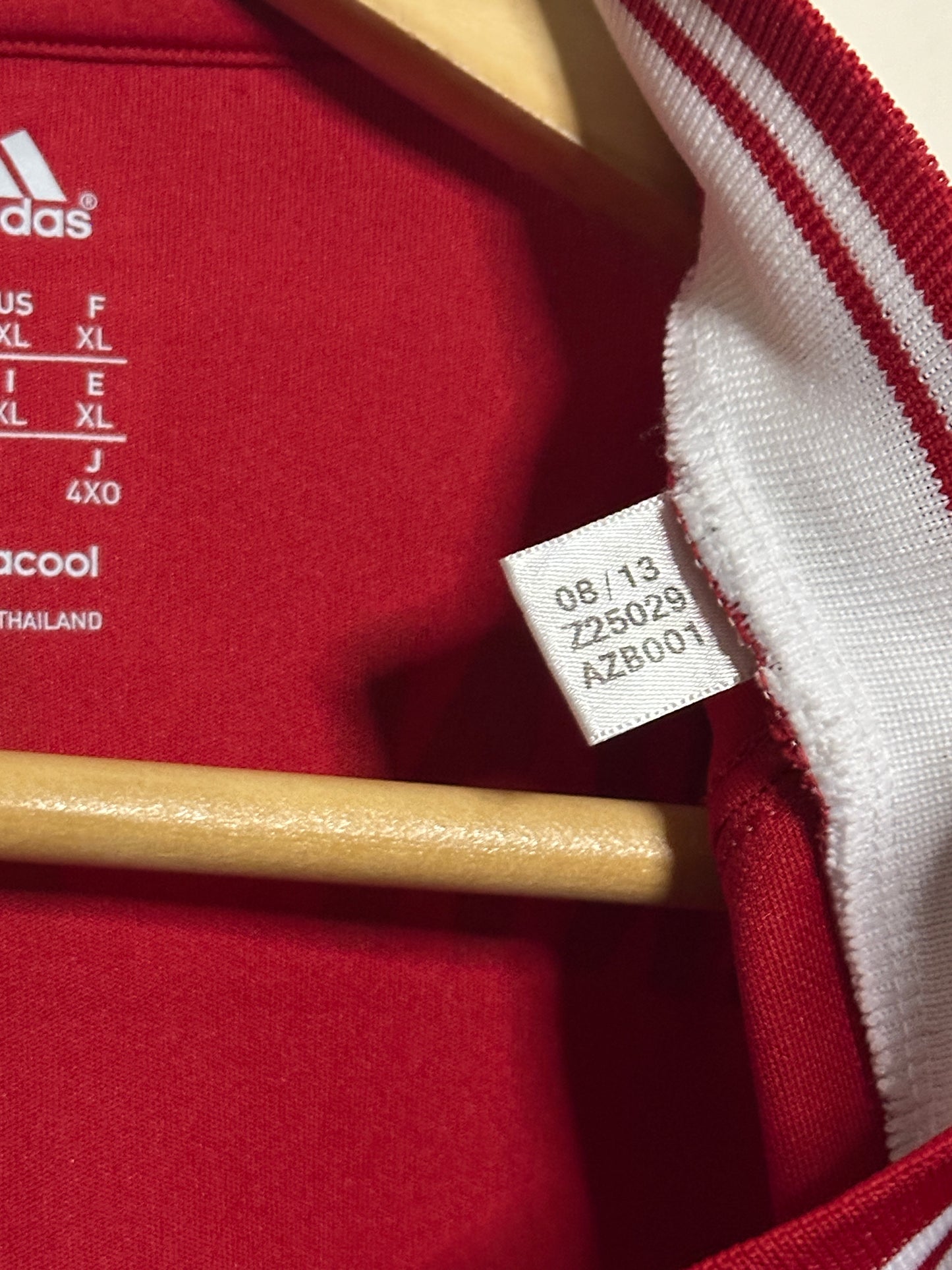 Arjen Robben FC Bayern Munich 2013-14 home football shirt (XL)