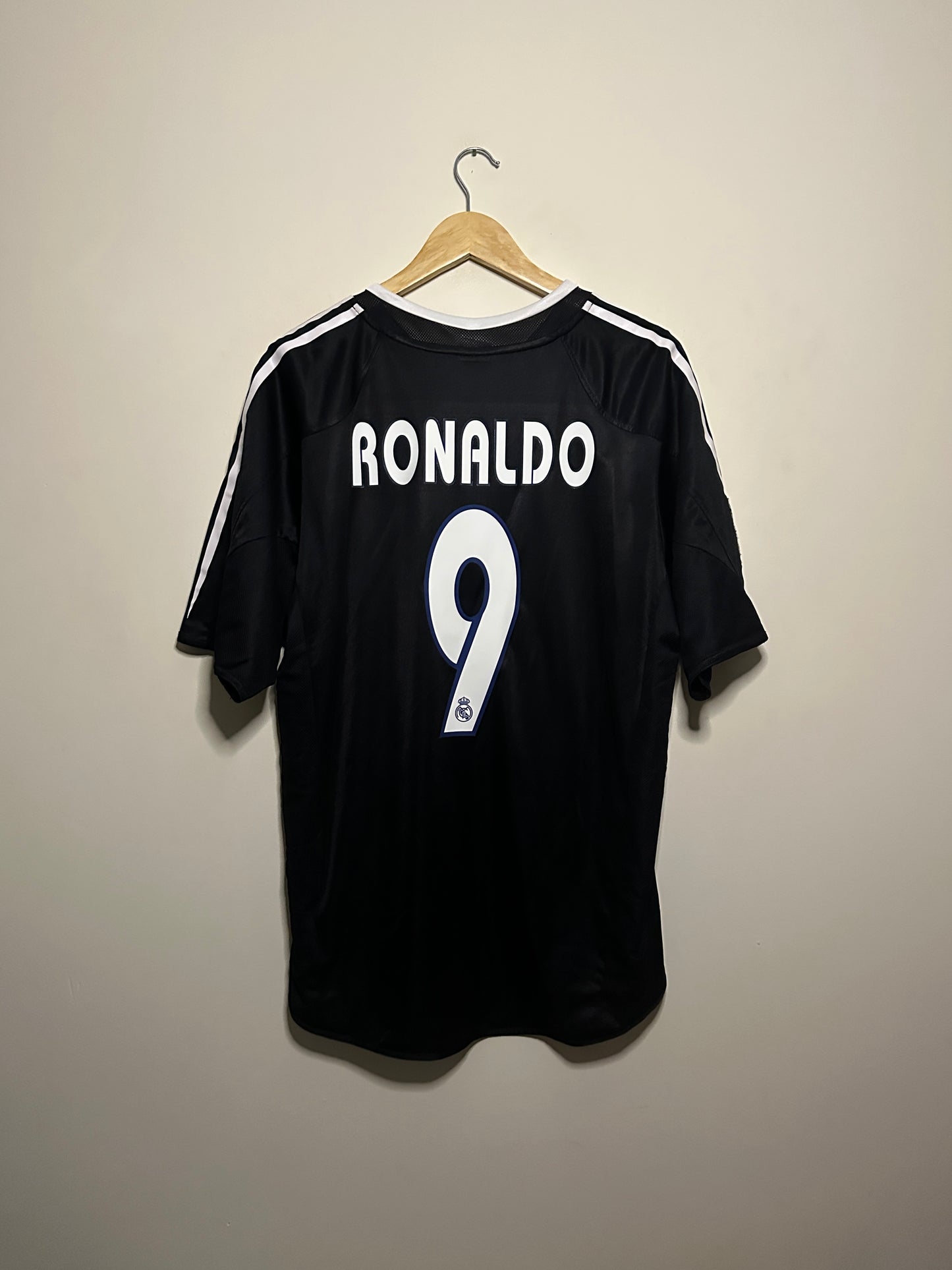 Ronaldo Real Madrid CF 2004-05 away football shirt (L)