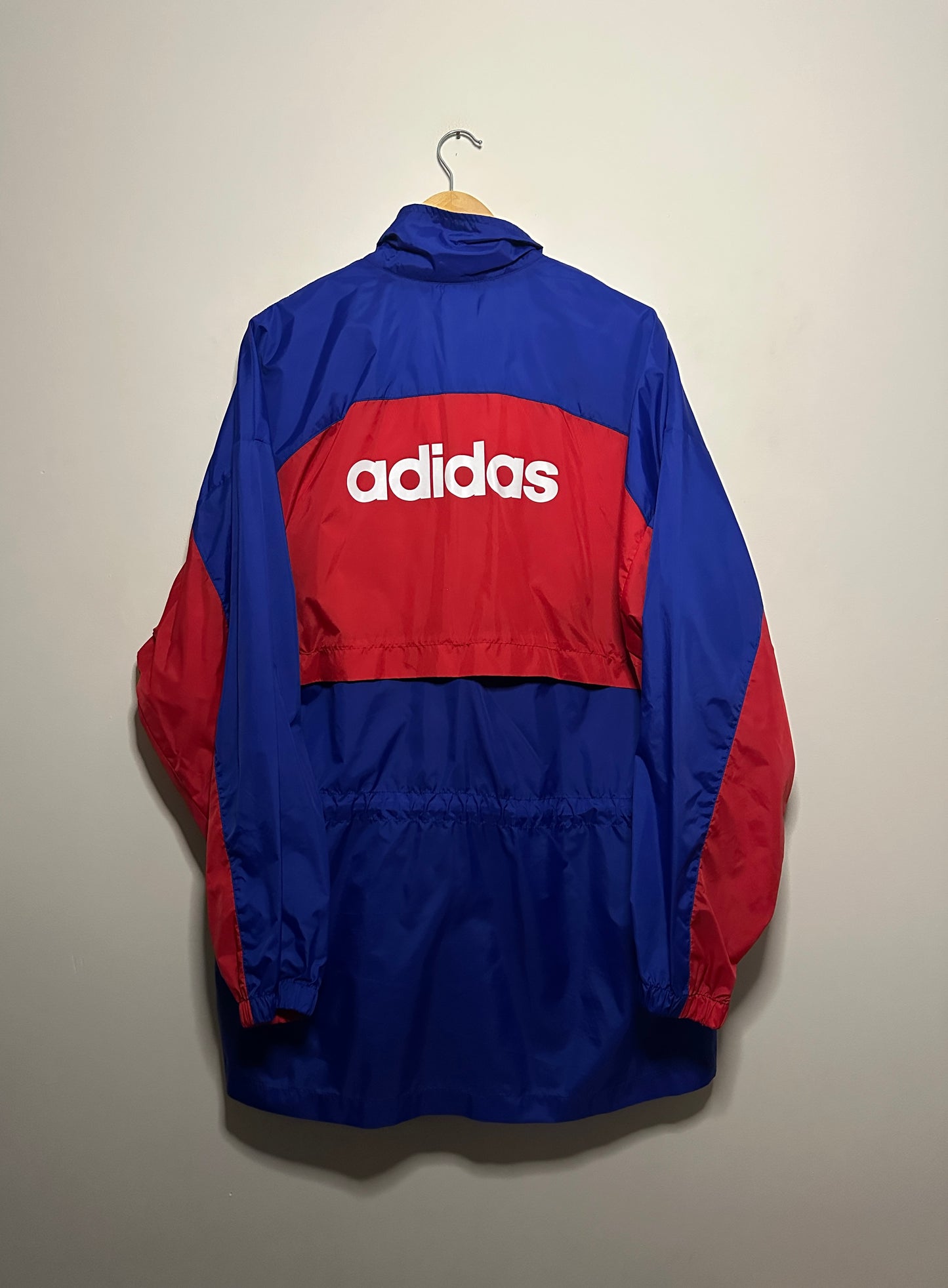 Bayern Munich training warm up bench jacket (XL)