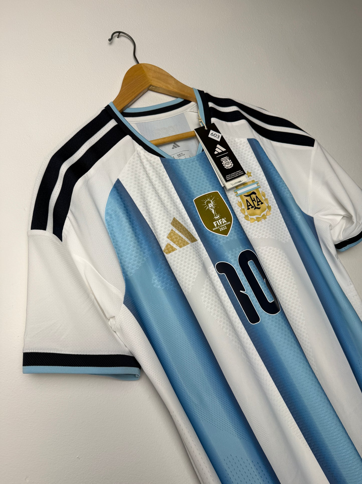 Lionel Messi Argentina 2026 home football shirt CLIMACOOL+ (M)