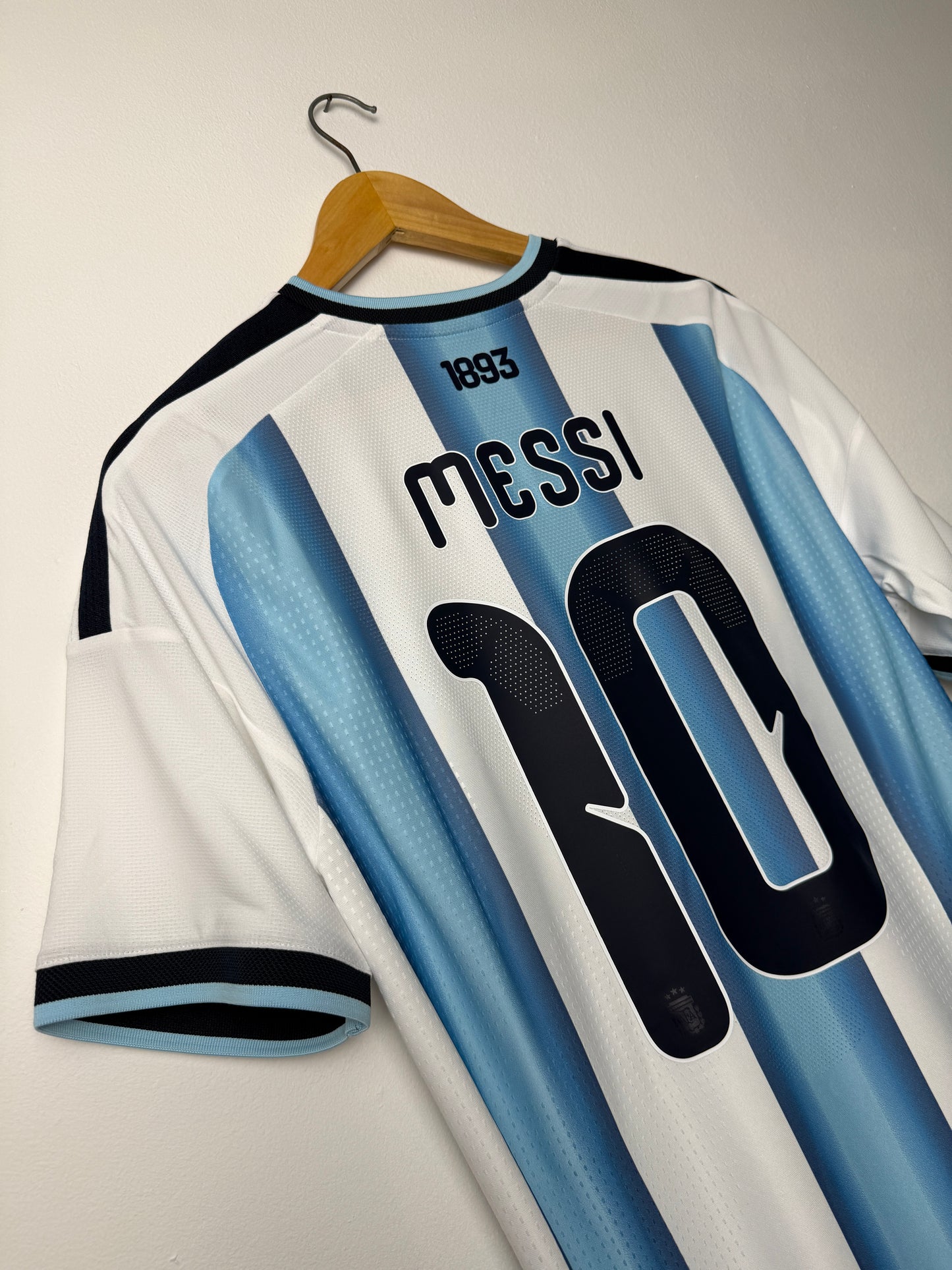 Lionel Messi Argentina 2026 home football shirt CLIMACOOL+ (M)