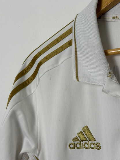 Mesut Ozil Real Madrid CF 2011-12 home football shirt (M)