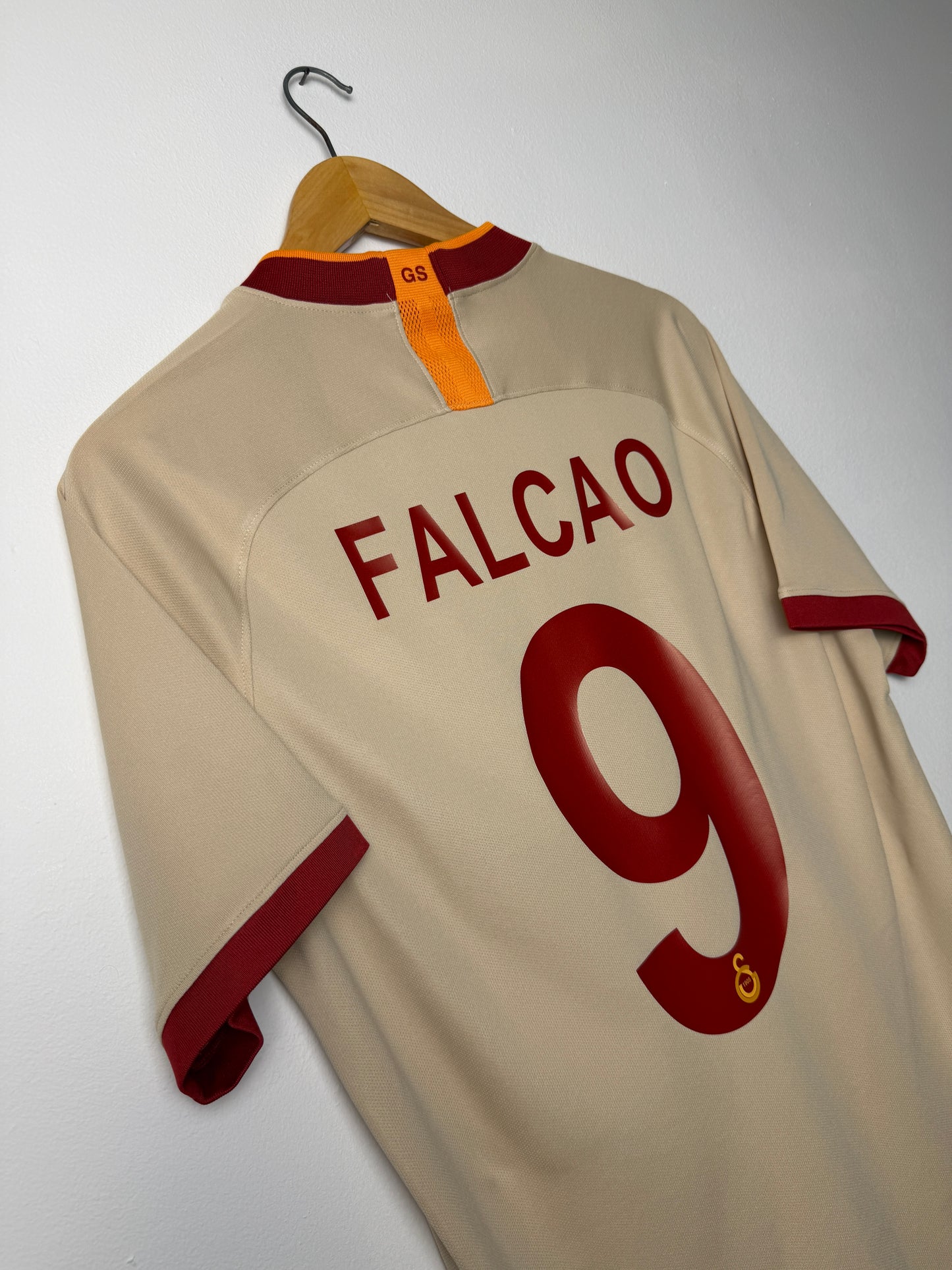 Radamel Falcao Galatasaray 2019-20 away football shirt (M)