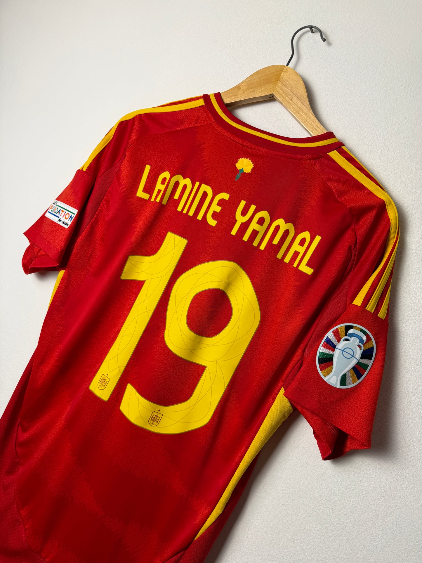 Lamine Yamal Spain Euro 2024 Final home football shirt (L)