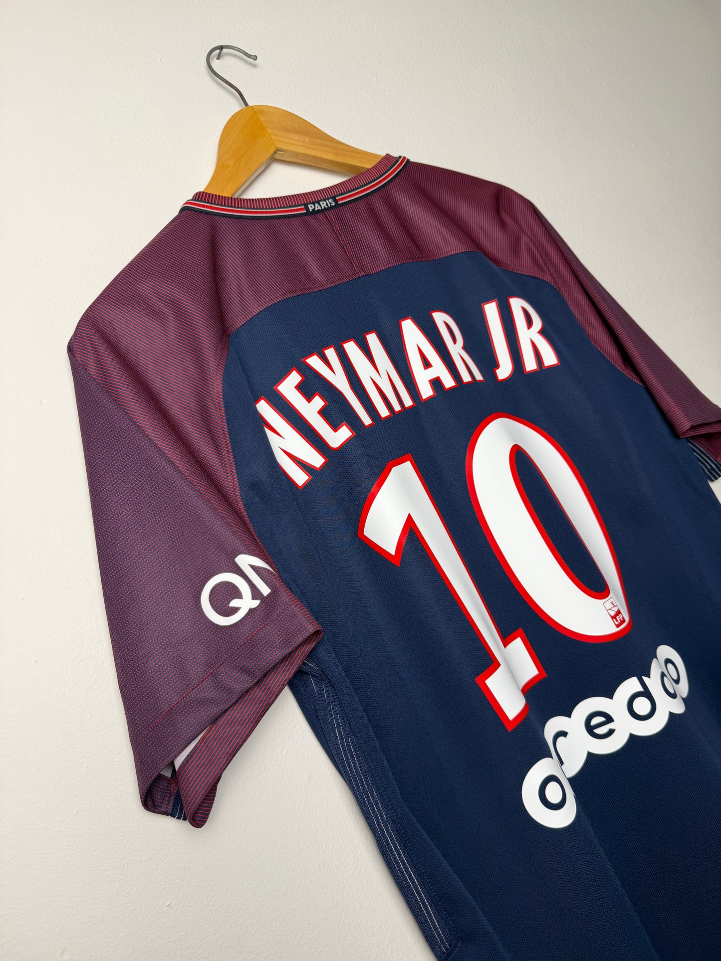 Neymar JR PSG 2017-18 home football shirt (L)
