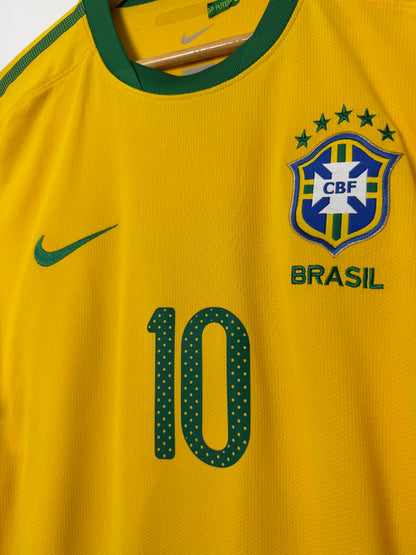 Kaka Brazil 2010 World Cup home football shirt (M)