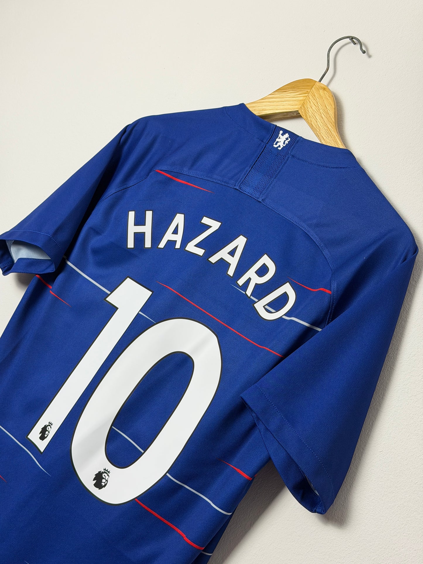 Eden Hazard Chelsea FC 2018-19 home football shirt (M)