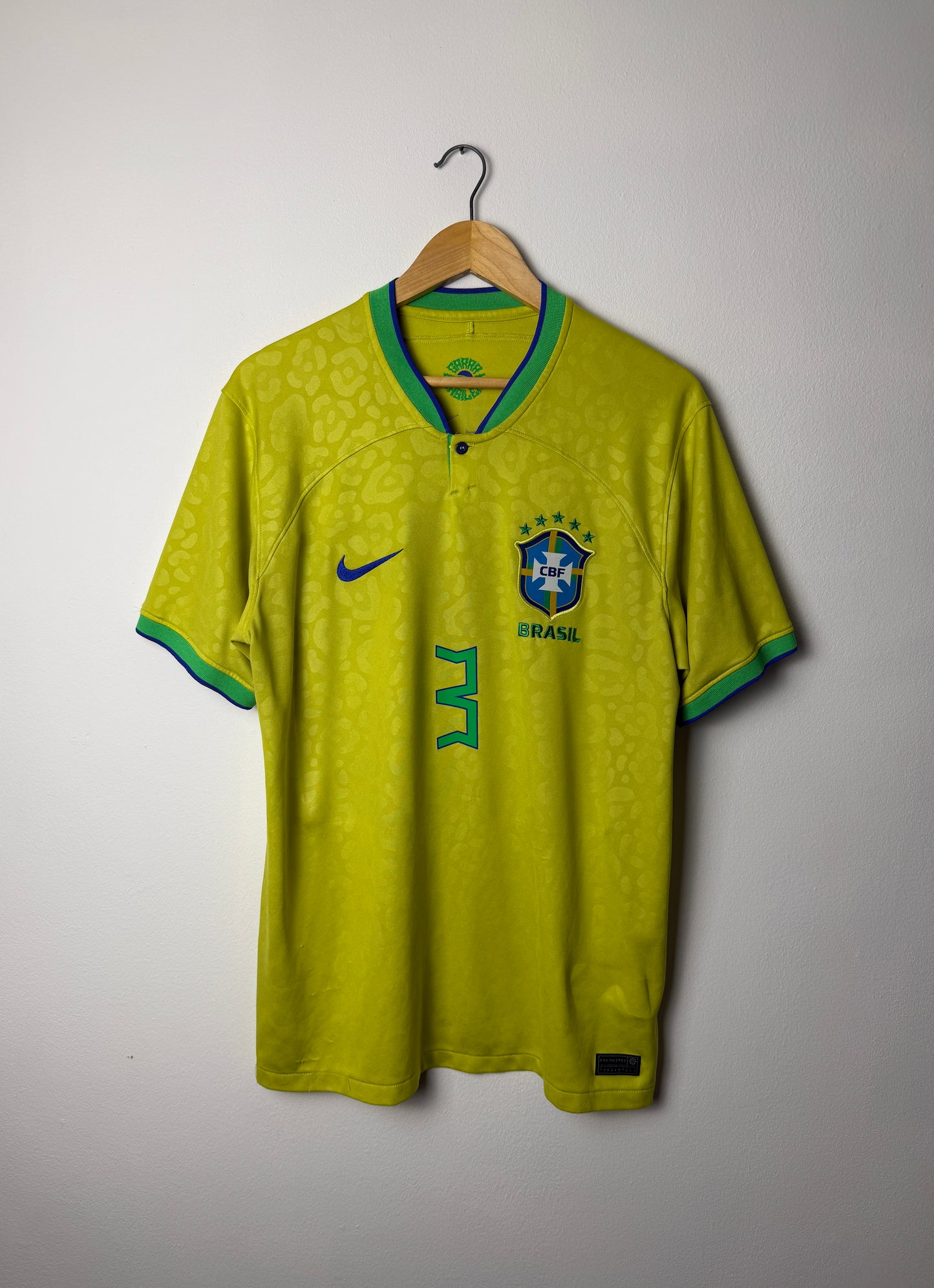 Thiago Silva Brazil 2022 home football shirt (L)