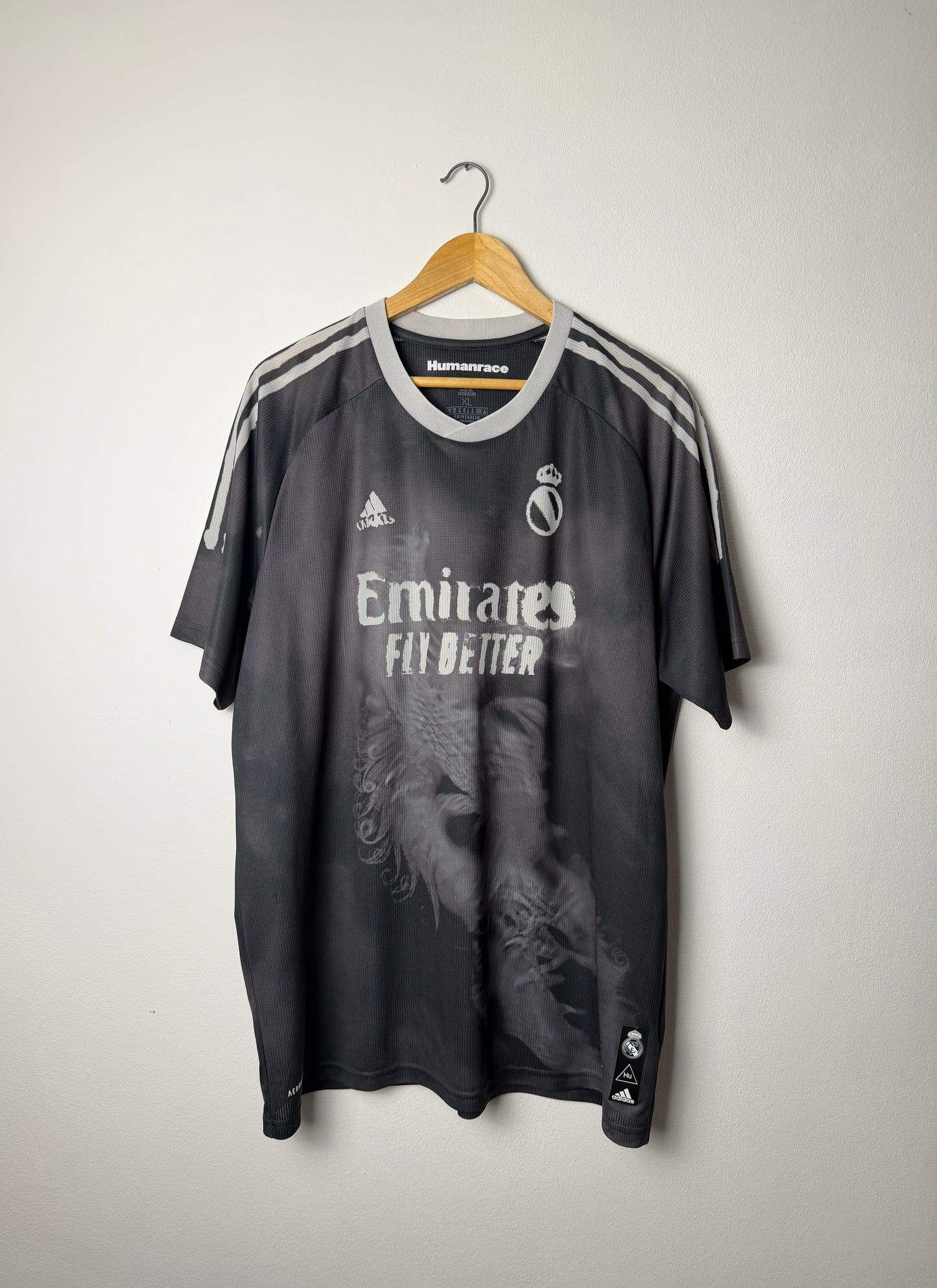 Luka Modric Real Madrid CF 2020-21 fourth special football shirt (XL)