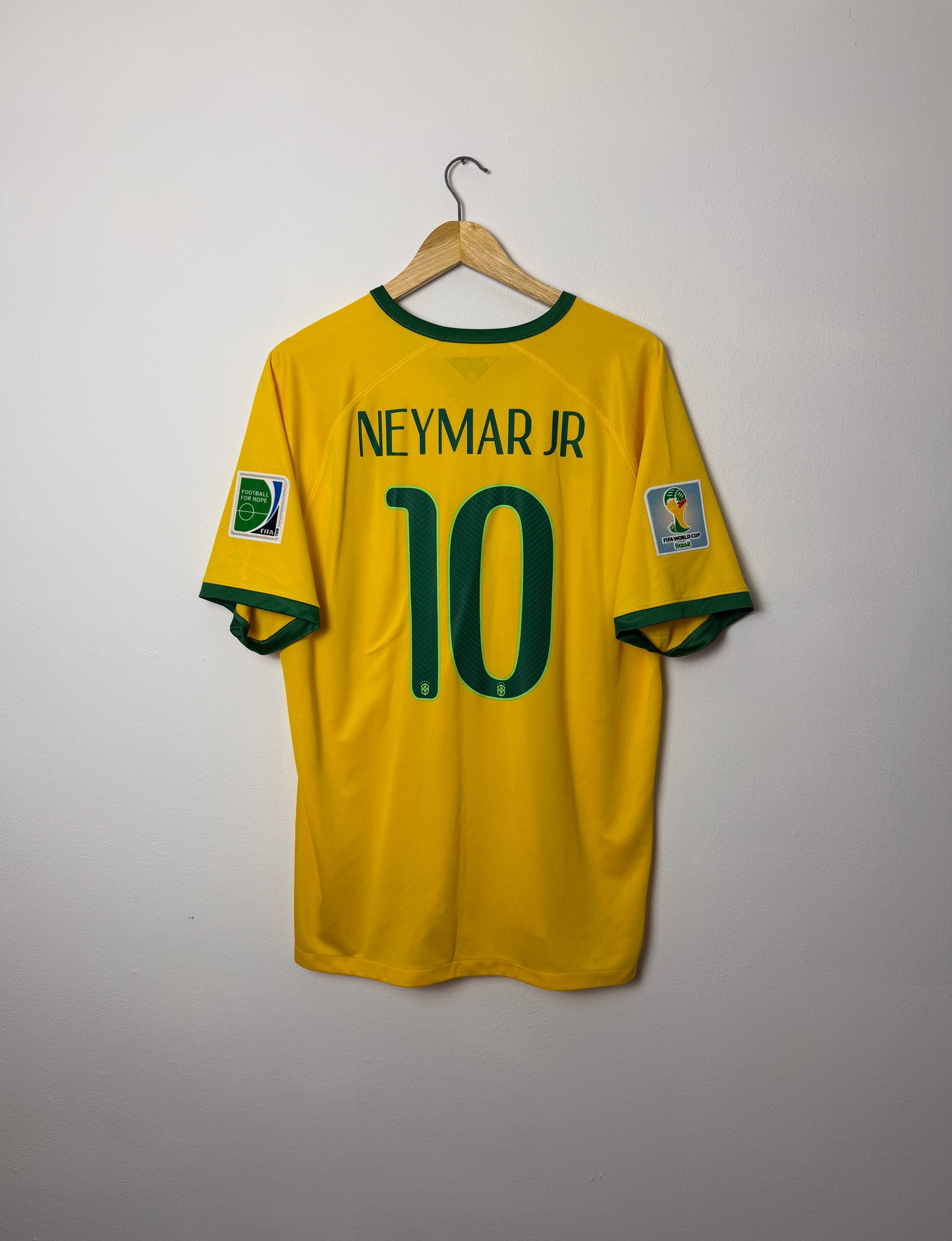 Neymar JR Brazil 2014 World Cup home football shirt (XL)