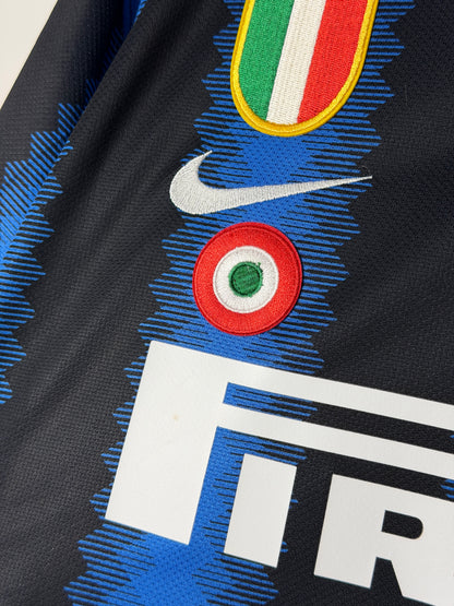 Samuel Eto'o Inter Milan 2010-11 home football shirt (XL)