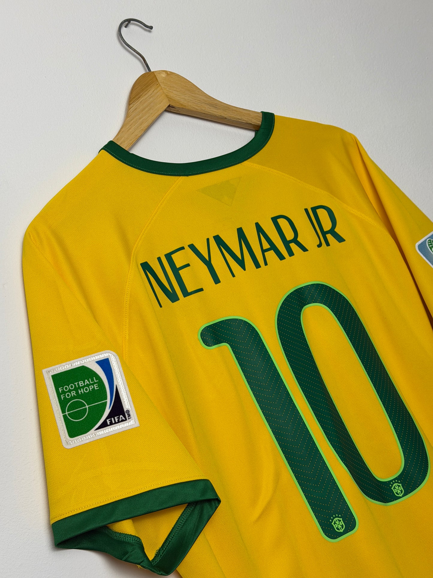 Neymar JR Brazil 2014 World Cup home football shirt (XL)