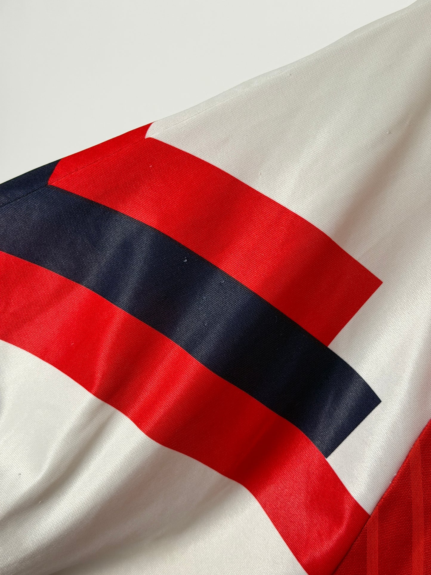 Ian Wright Arsenal FC 1992-94 home football shirt (XL)