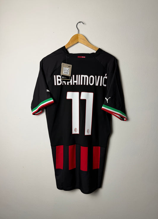 Zlatan Ibrahimovic AC Milan 2022-23 home football shirt (XL)