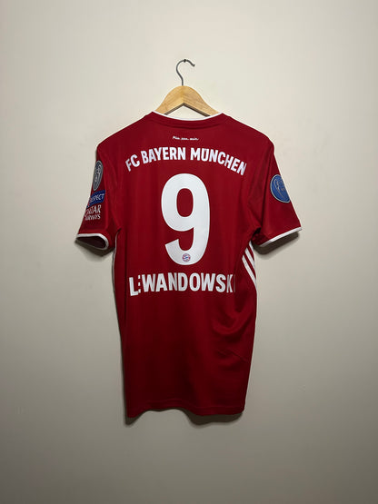 Robert Lewandowski FC Bayern Munich 2020-21 home football shirt (M)