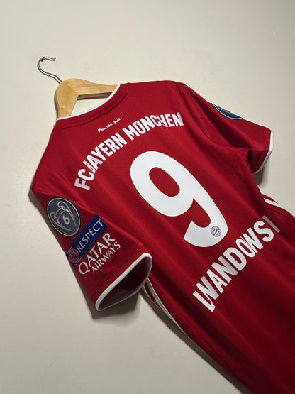 Robert Lewandowski FC Bayern Munich 2020-21 home football shirt (M)