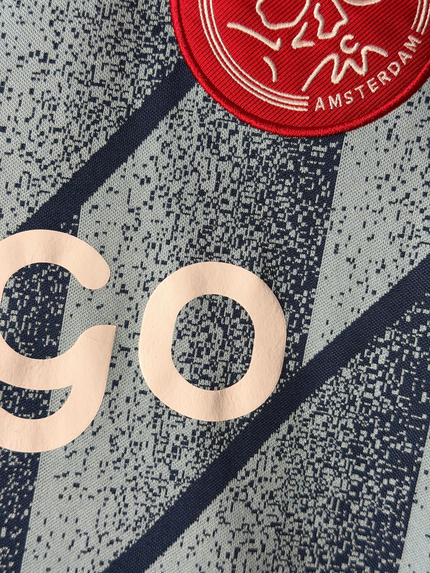 Ryan Gravenberch AFC Ajax 2020-21 away football shirt (M)