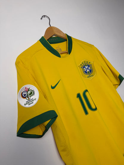 Ronaldinho Brazil 2006 home football shirt (M)