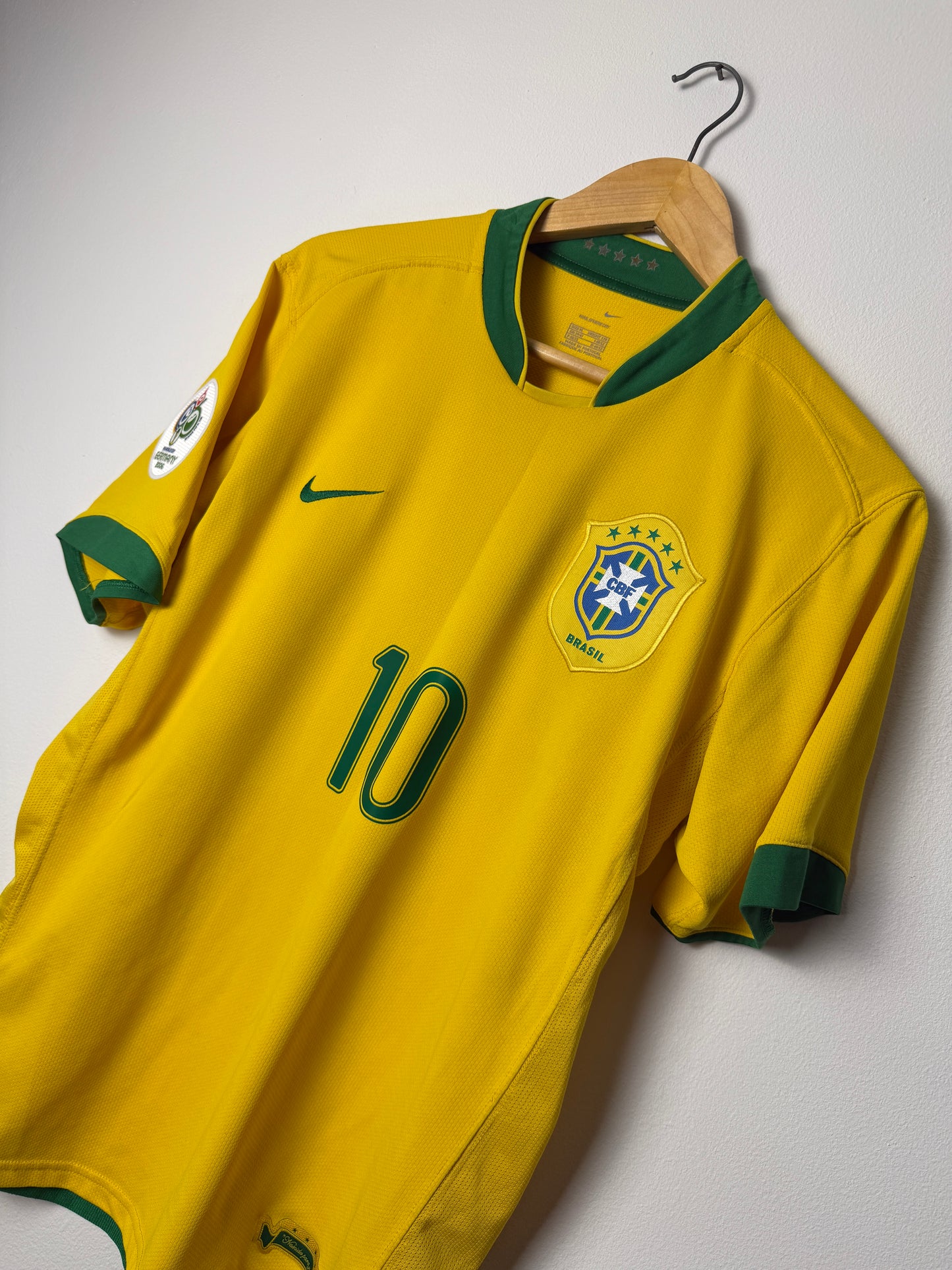 Ronaldinho Brazil 2006 home football shirt (M)