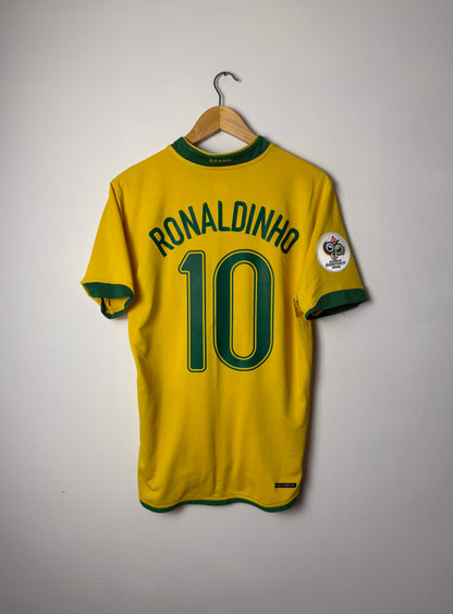Ronaldinho Brazil 2006 home football shirt (M)
