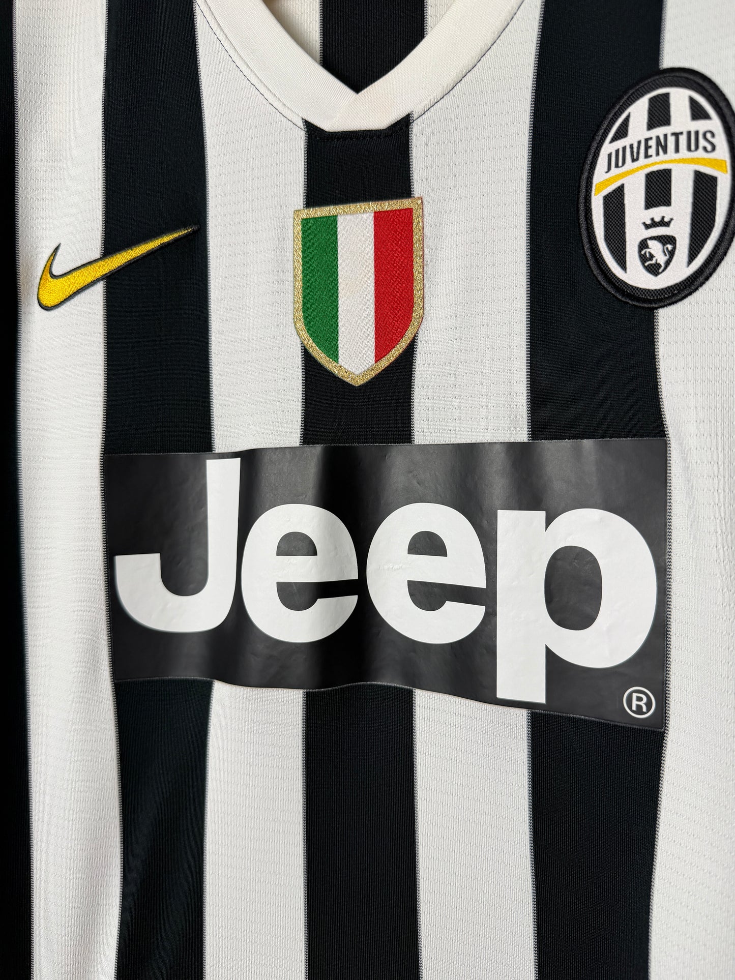 Andrea Pirlo Juventus FC 2013-14 home football shirt (M)