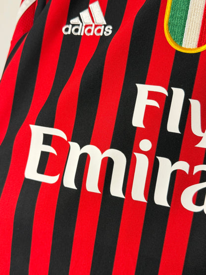 Zlatan Ibrahimovic AC Milan 2011-12 home football shirt (M)