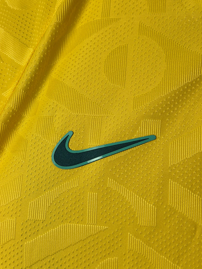 Brazil 2026 World Cup home football shirt (L)