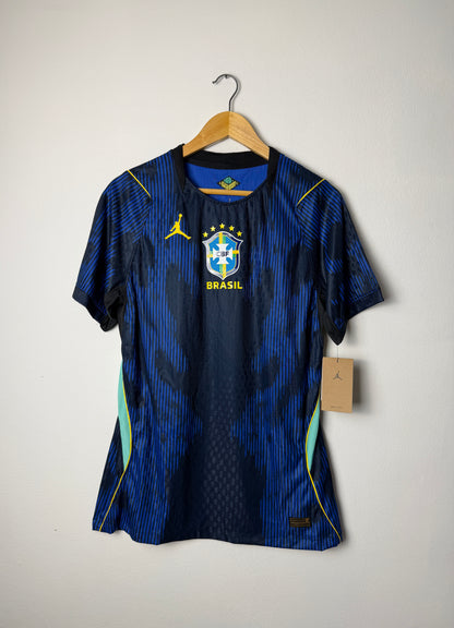 Brazil 2026 World Cup away football shirt (L)