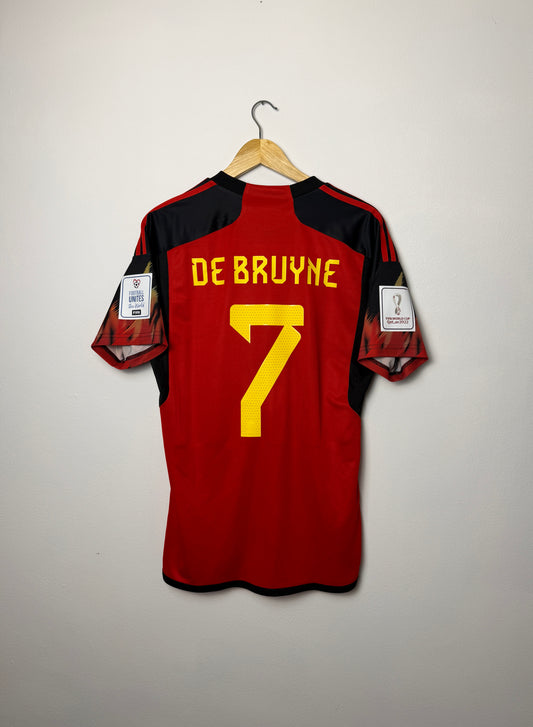 Kevin De Bruyne Belgium 2022 World Cup home football shirt (M)