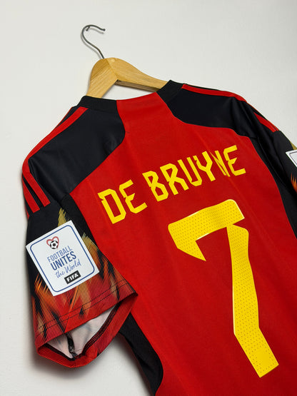 Kevin De Bruyne Belgium 2022 World Cup home football shirt (M)