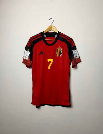 Kevin De Bruyne Belgium 2022 World Cup home football shirt (M)