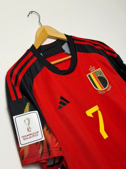Kevin De Bruyne Belgium 2022 World Cup home football shirt (M)