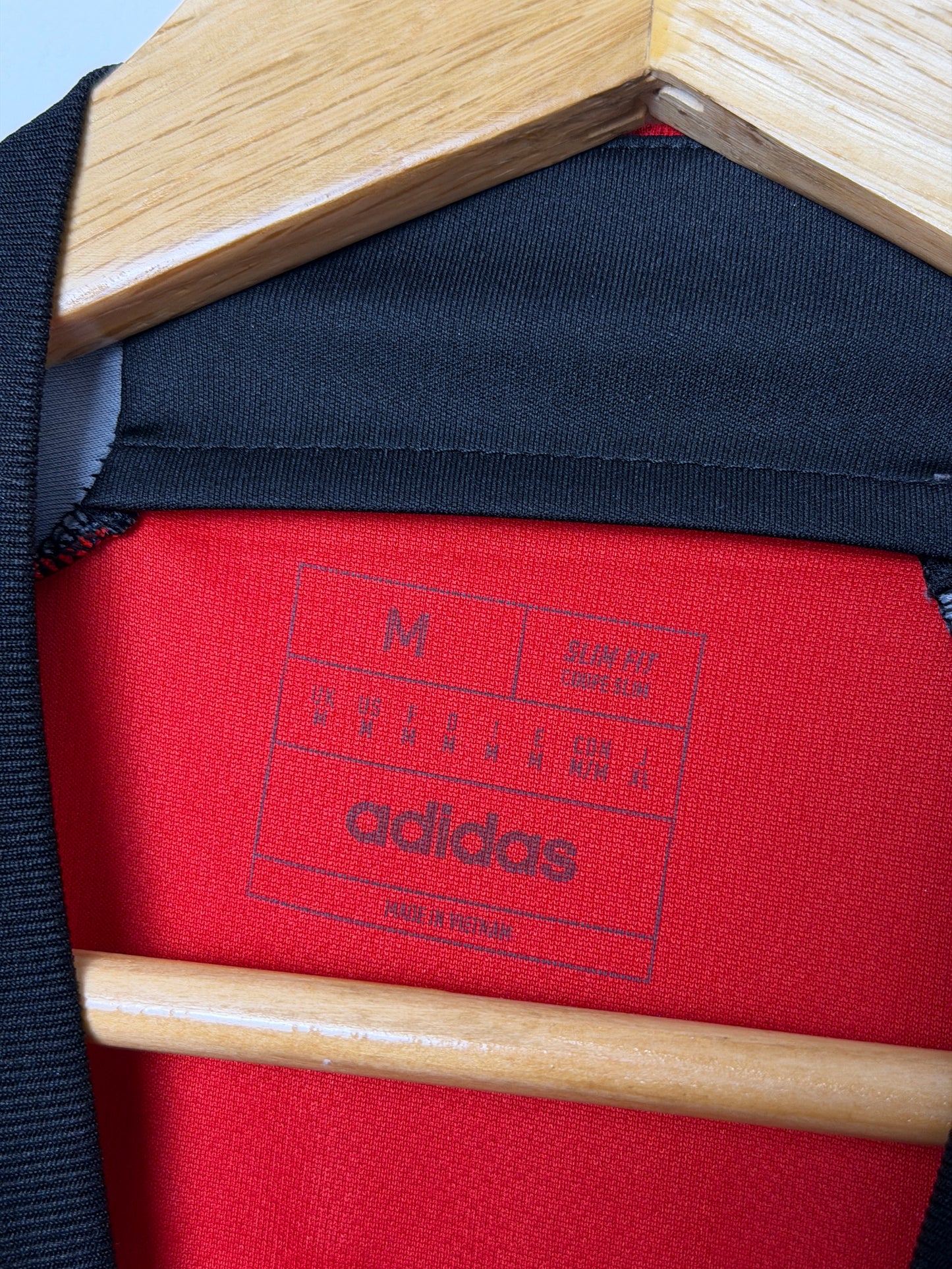 Kevin De Bruyne Belgium 2022 World Cup home football shirt (M)