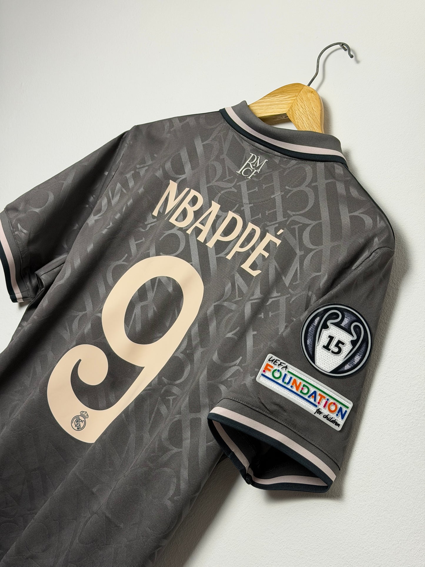 Kylian Mbappe Real Madrid CF 2024-25 third football shirt (M)