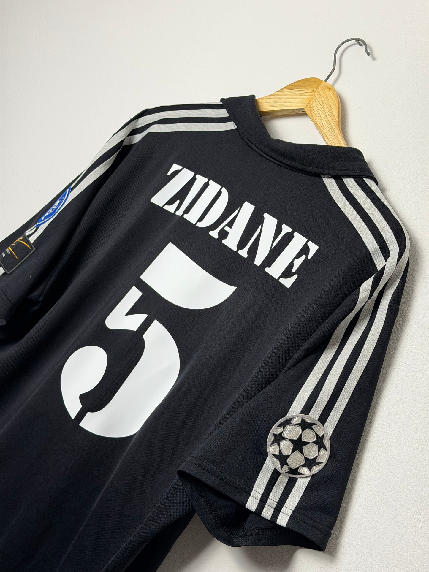 Zinedine Zidane Real Madrid CF 2002-03 away football shirt (L)