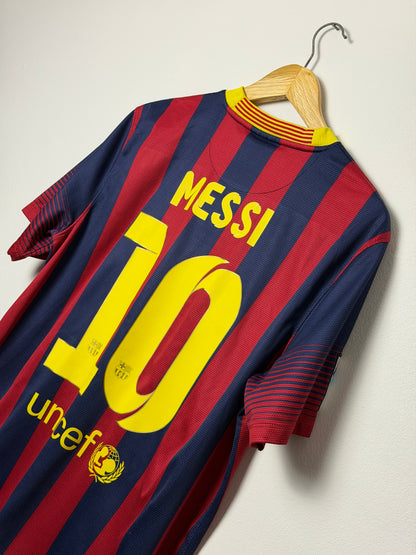 Lionel Messi FC Barcelona 2013-14 home football shirt (L)