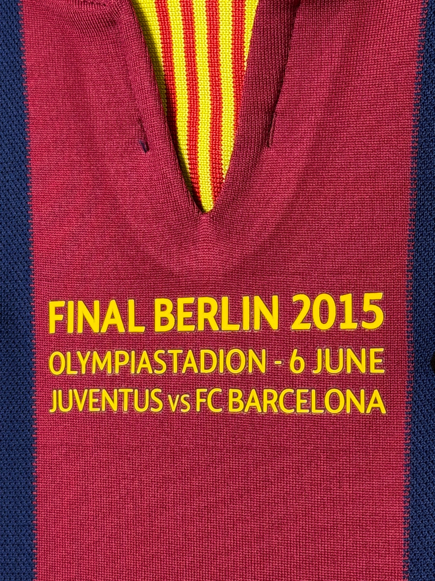 Lionel Messi FC Barcelona 2014-15 final edition home football shirt (XL)