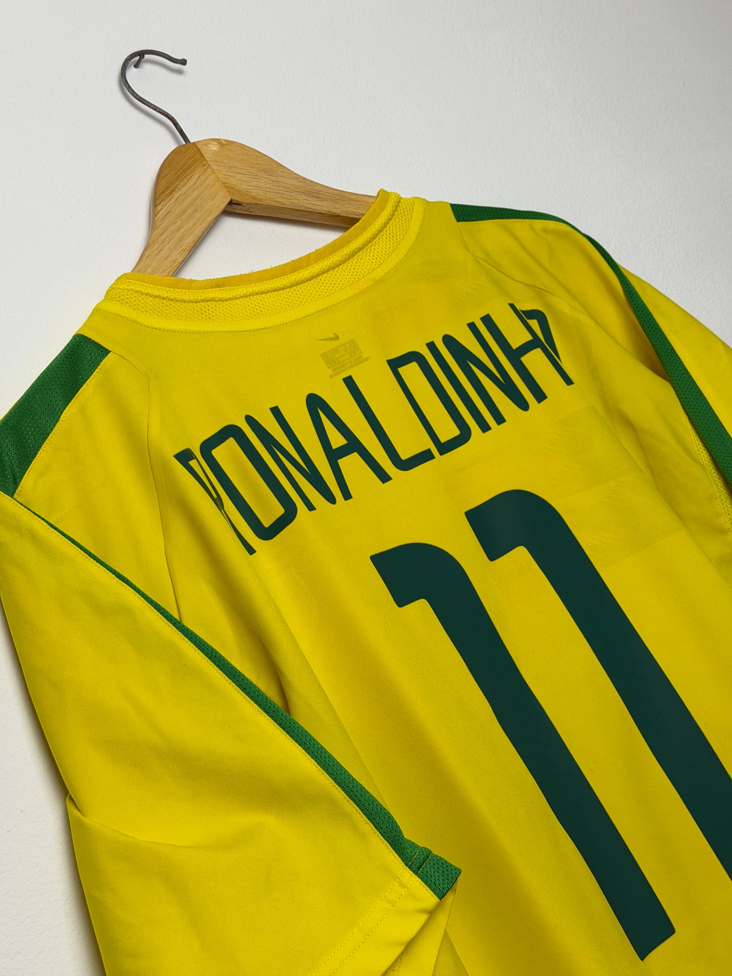 Ronaldinho Brazil 2002 World Cup home football shirt (XL)