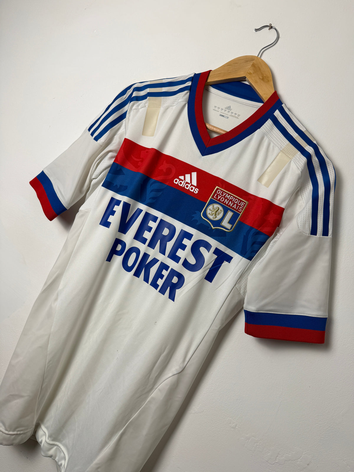Alexandre Lacazette Olympique Lyonnais Techfit 2011-12 home football shirt (M)