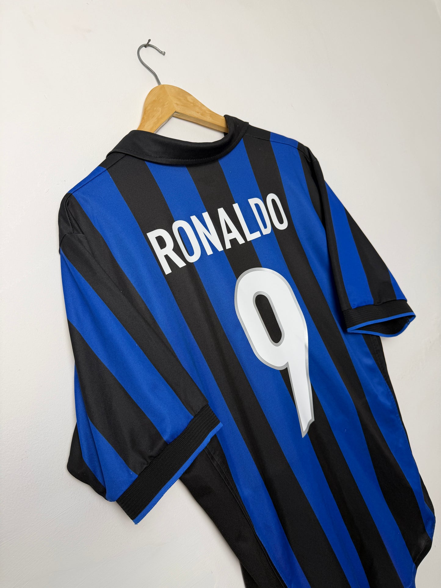 Ronaldo Nazario Inter Milan 1998-199 home football shirt (M)