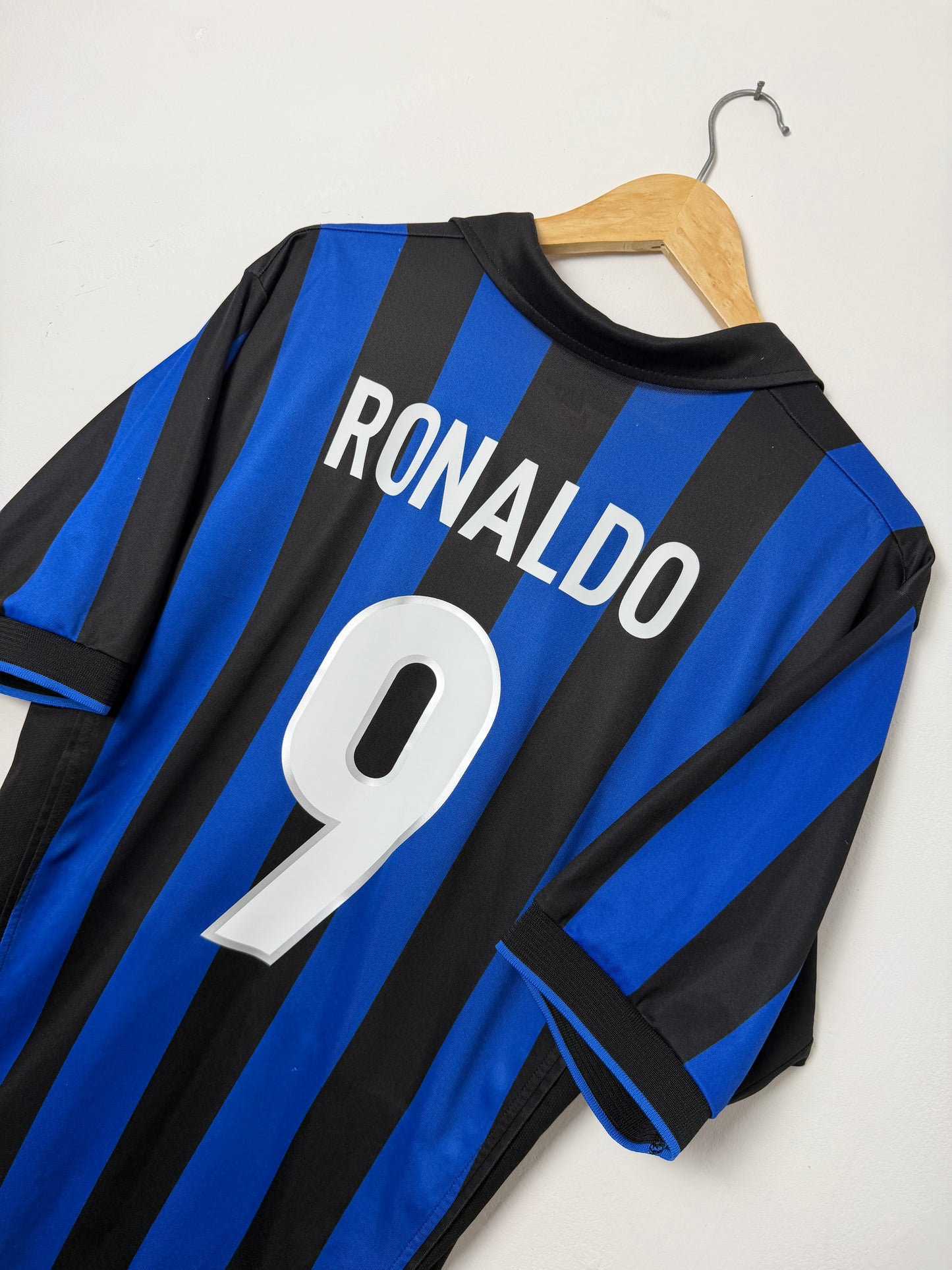 Ronaldo Nazario Inter Milan 1998-199 home football shirt (M)