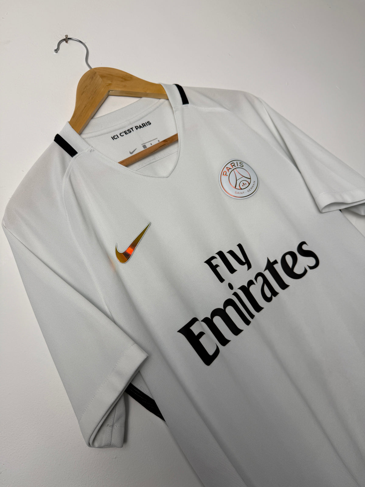Edinson Cavani PSG 2016-17 third football shirt (L)