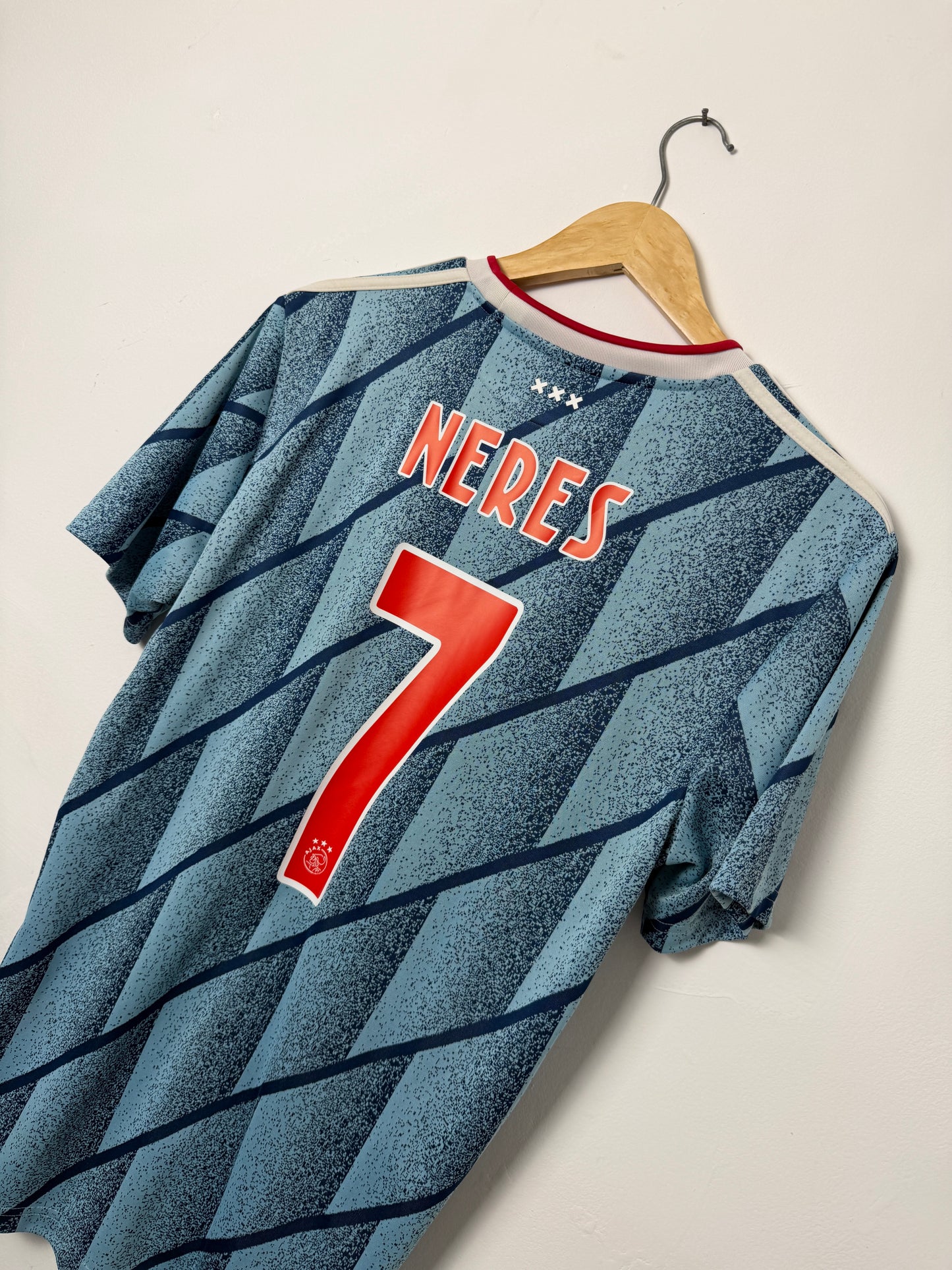 David Neres AFC Ajax 2020-21 away football shirt (M)