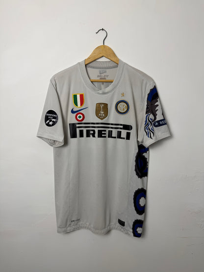 Wesley Sneijder Inter Milan 2010-11 away football shirt (M)